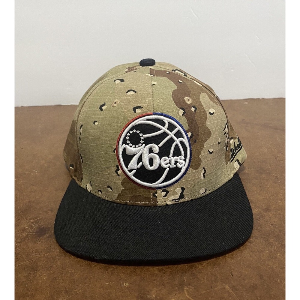 Philadelphia 76ers Mitchell & Ness Snapback Hat